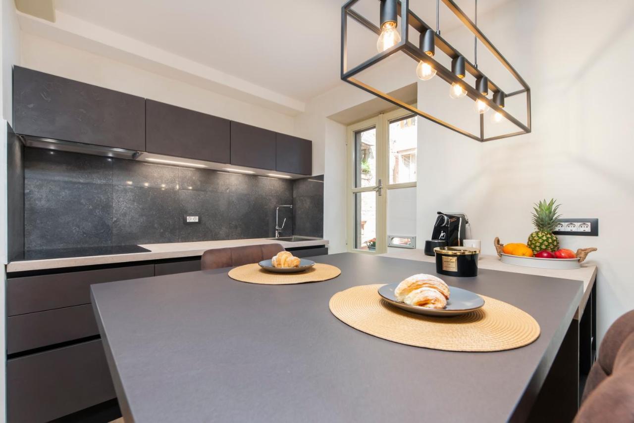 רוביני Dc II Downtown Apartment מראה חיצוני תמונה