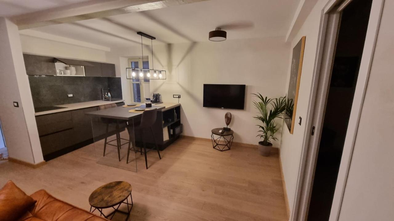 רוביני Dc II Downtown Apartment מראה חיצוני תמונה