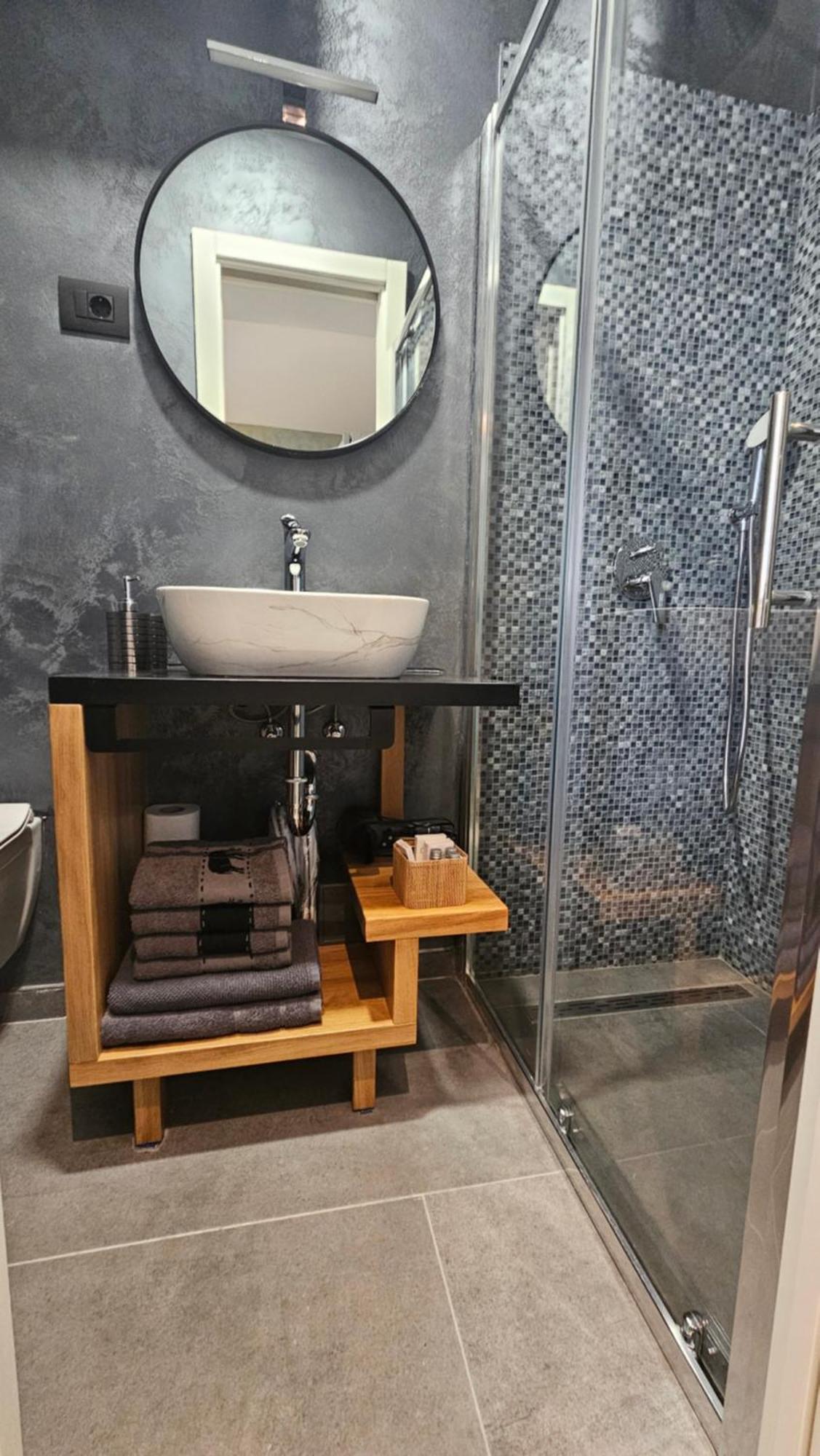 רוביני Dc II Downtown Apartment חדר תמונה
